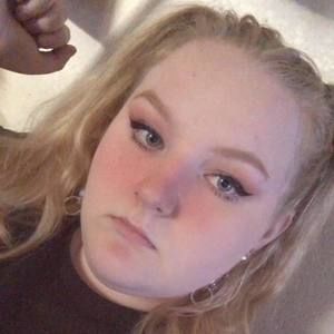 Meet your Posher, Mikayla